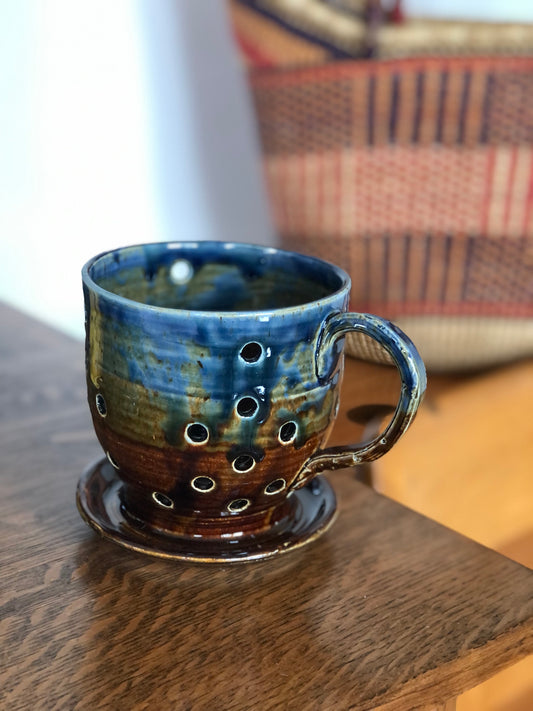 Cozy Colander Mug in Multicolor